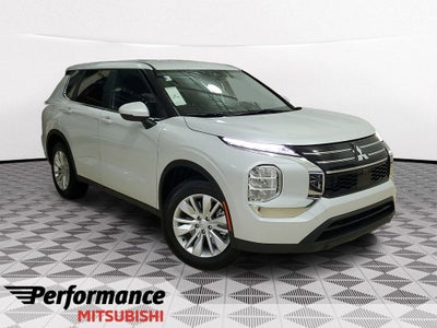 2026 Mitsubishi Outlander ES