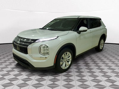 2026 Mitsubishi Outlander ES
