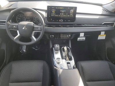 2026 Mitsubishi Outlander ES