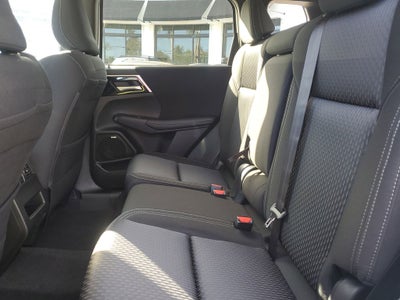 2026 Mitsubishi Outlander ES