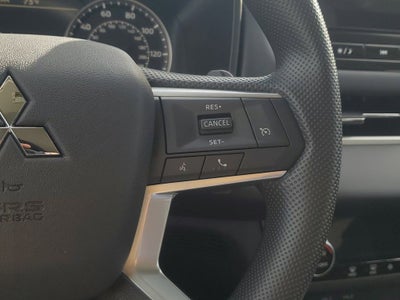 2026 Mitsubishi Outlander ES
