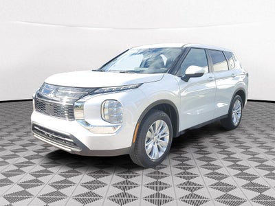 2026 Mitsubishi Outlander ES