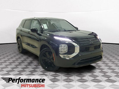 2026 Mitsubishi Outlander LE