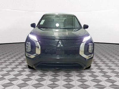 2026 Mitsubishi Outlander LE