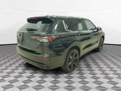 2026 Mitsubishi Outlander LE