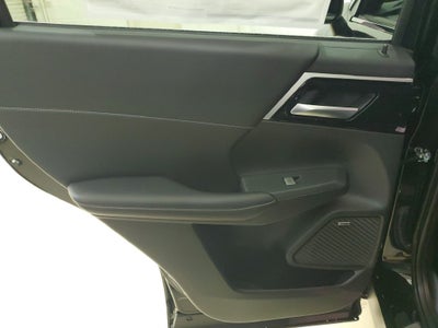 2026 Mitsubishi Outlander LE