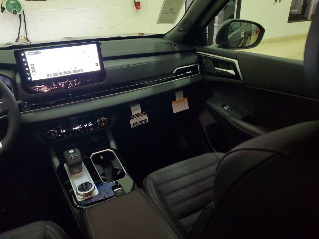 2026 Mitsubishi Outlander LE