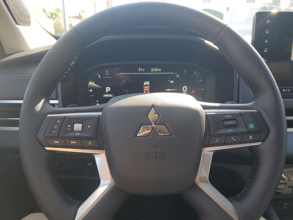2026 Mitsubishi Outlander SE