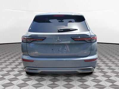 2026 Mitsubishi Outlander SE