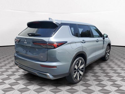 2026 Mitsubishi Outlander SE