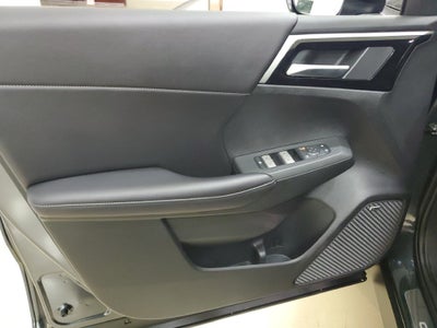 2026 Mitsubishi Outlander LE