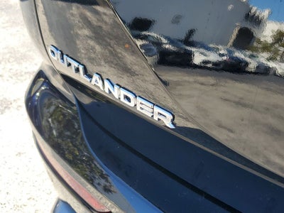 2026 Mitsubishi Outlander SE