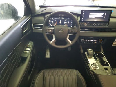 2026 Mitsubishi Outlander SEL