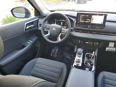 2026 Mitsubishi Outlander PHEV SE
