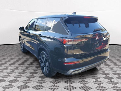 2026 Mitsubishi Outlander PHEV SE
