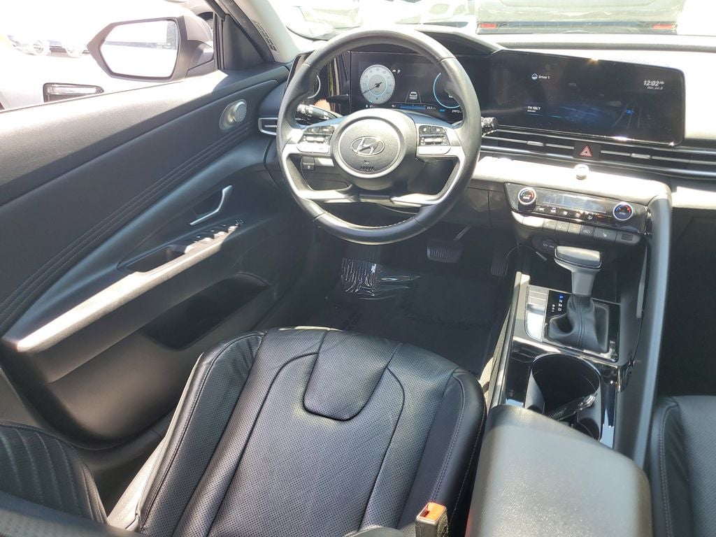 2022 Hyundai Elantra Limited