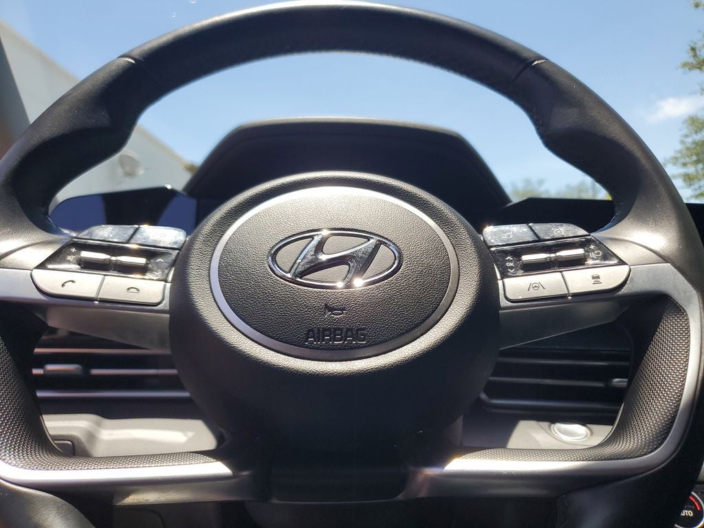 2022 Hyundai Elantra Limited