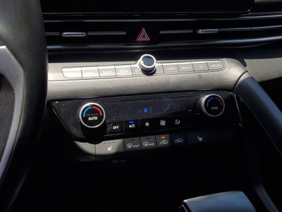 2022 Hyundai Elantra Limited