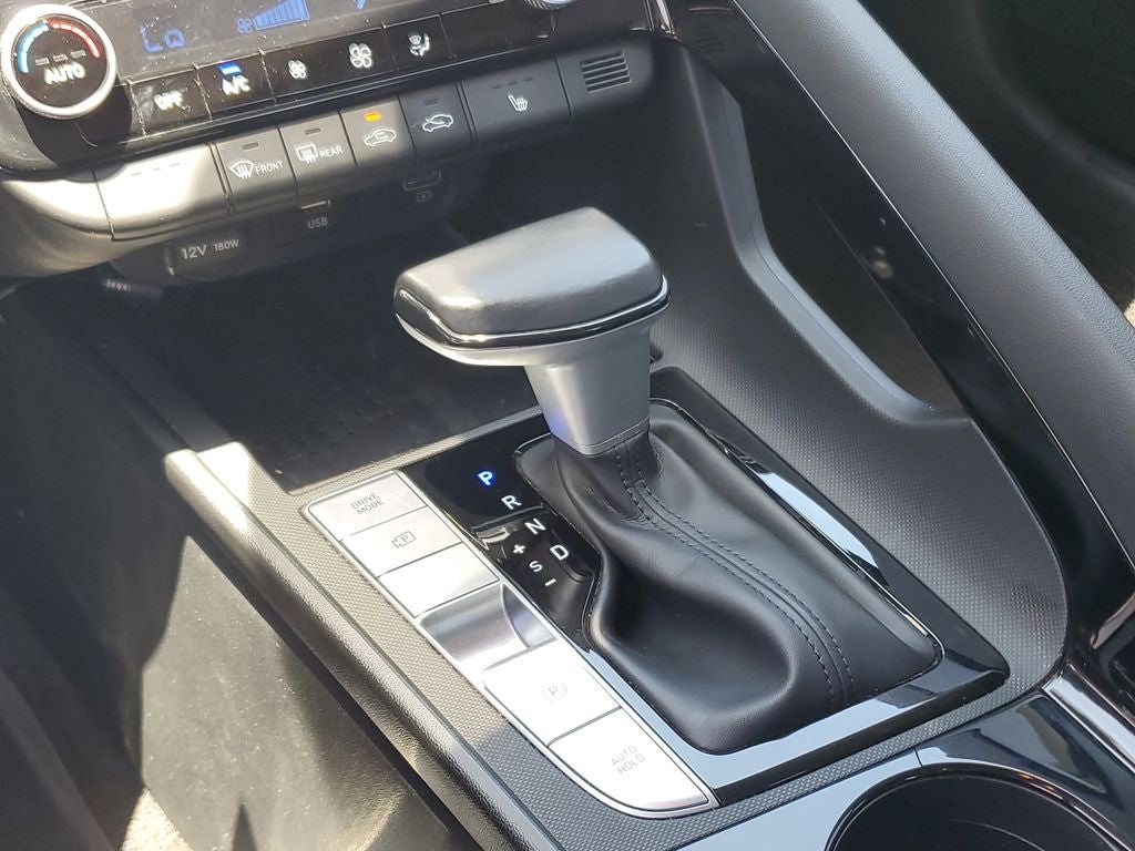 2022 Hyundai Elantra Limited