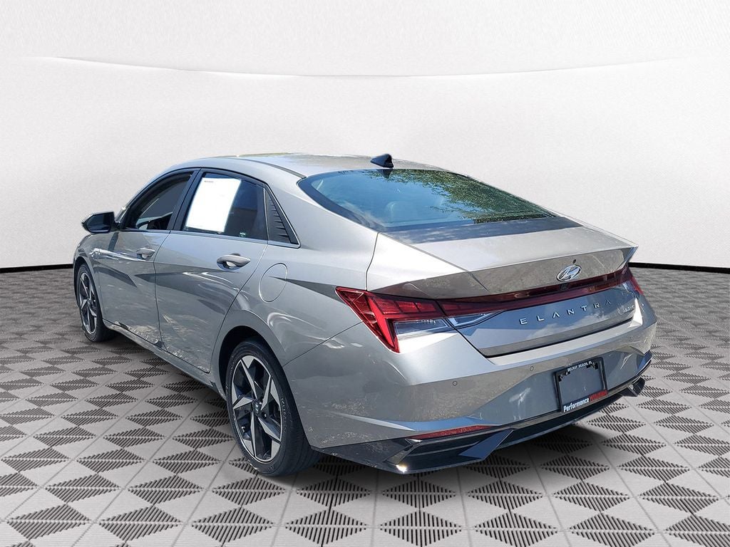 2022 Hyundai Elantra Limited