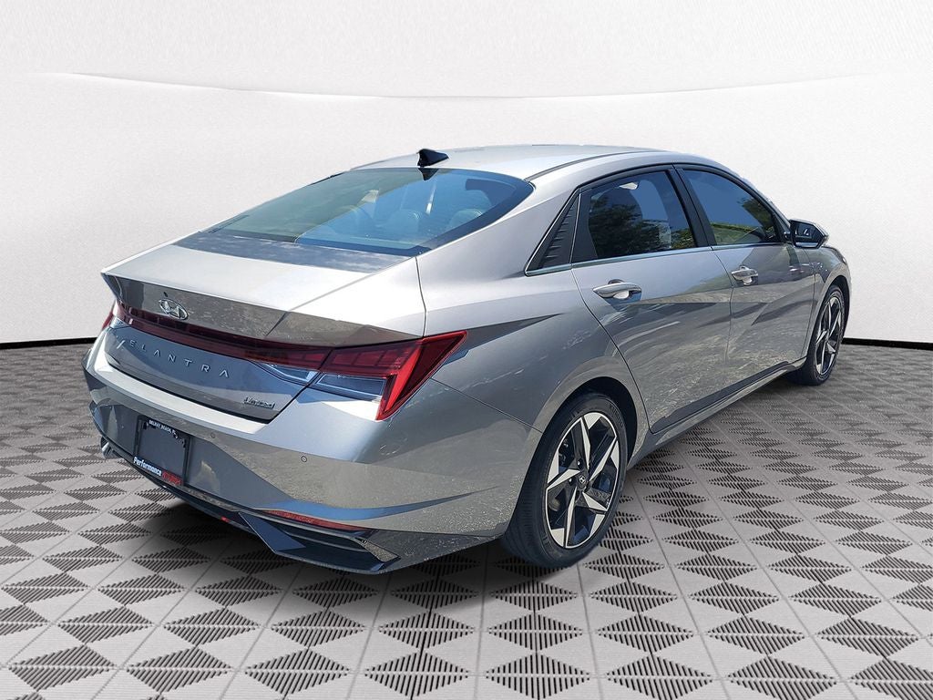 2022 Hyundai Elantra Limited