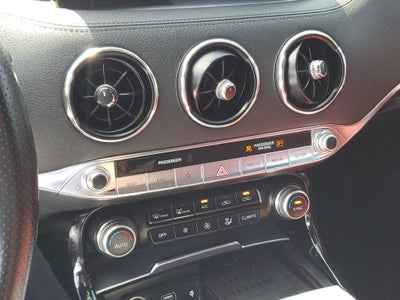 2022 Kia Stinger GT1