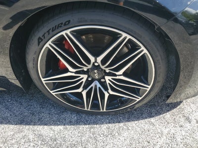 2022 Kia Stinger GT1