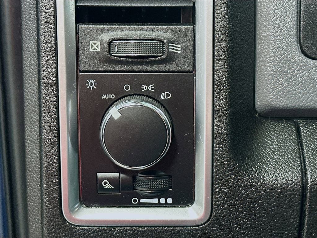2020 RAM 1500 Classic SLT
