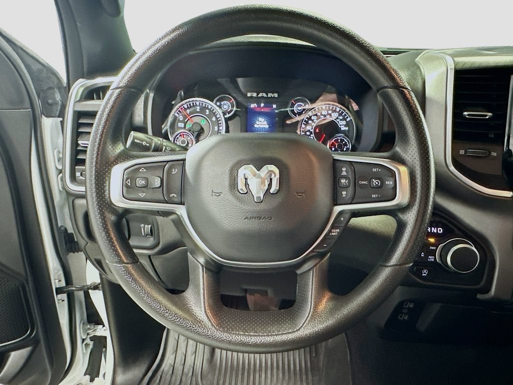 2025 RAM 1500 Big Horn Crew Cab 4x4 5'7" Box