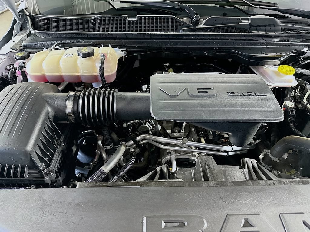2025 RAM 1500 Big Horn Crew Cab 4x4 5'7" Box