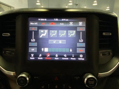 2020 RAM 1500 Big Horn Crew Cab 4x4 5'7" Box