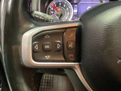 2020 RAM 1500 Big Horn Crew Cab 4x4 5'7" Box