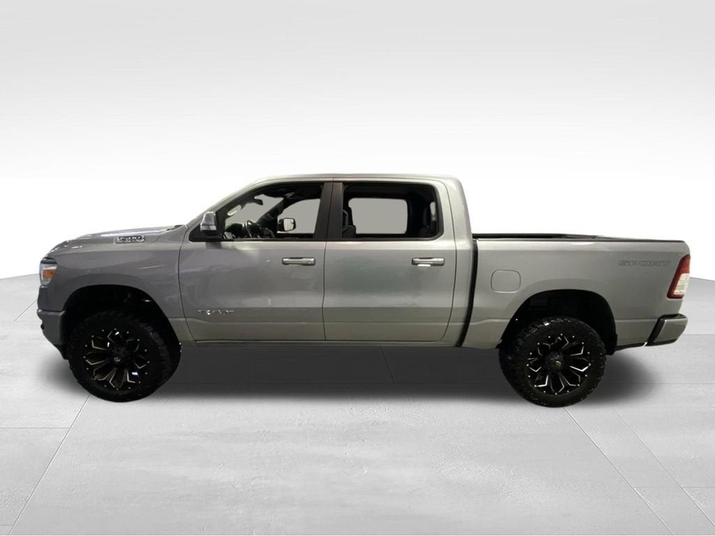 2020 RAM 1500 Big Horn Crew Cab 4x4 5'7" Box
