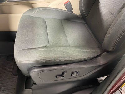 2021 RAM 1500 Big Horn Crew Cab 4x4 5'7" Box