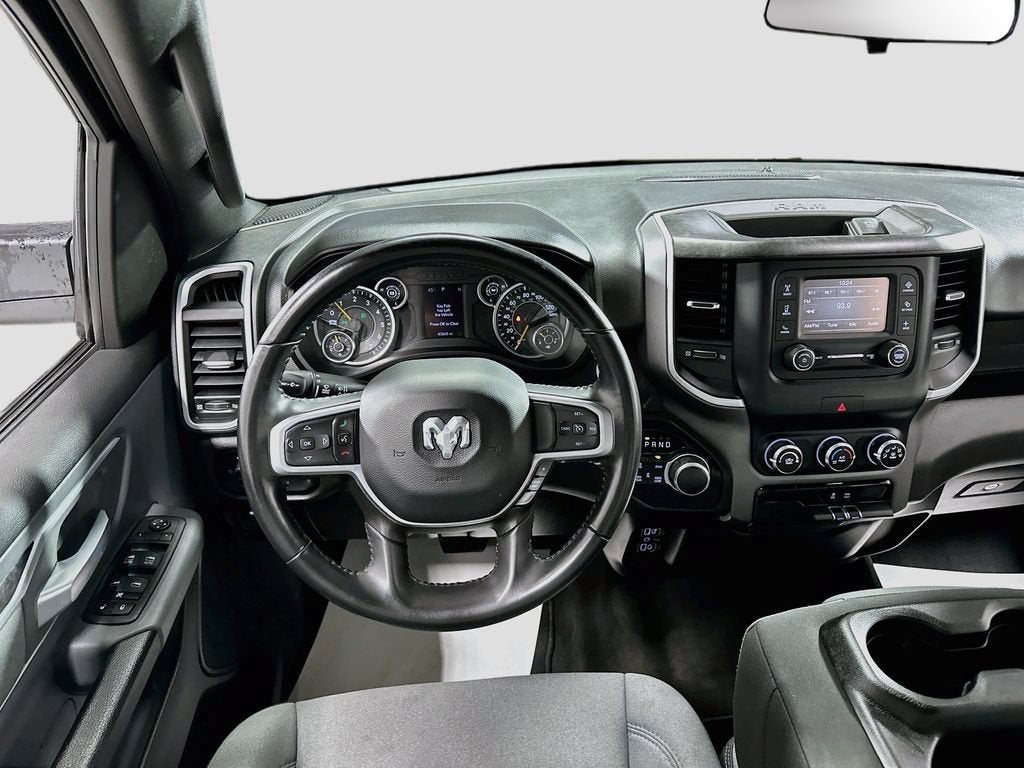 2022 RAM 1500 Big Horn Crew Cab 4x4 6'4" Box