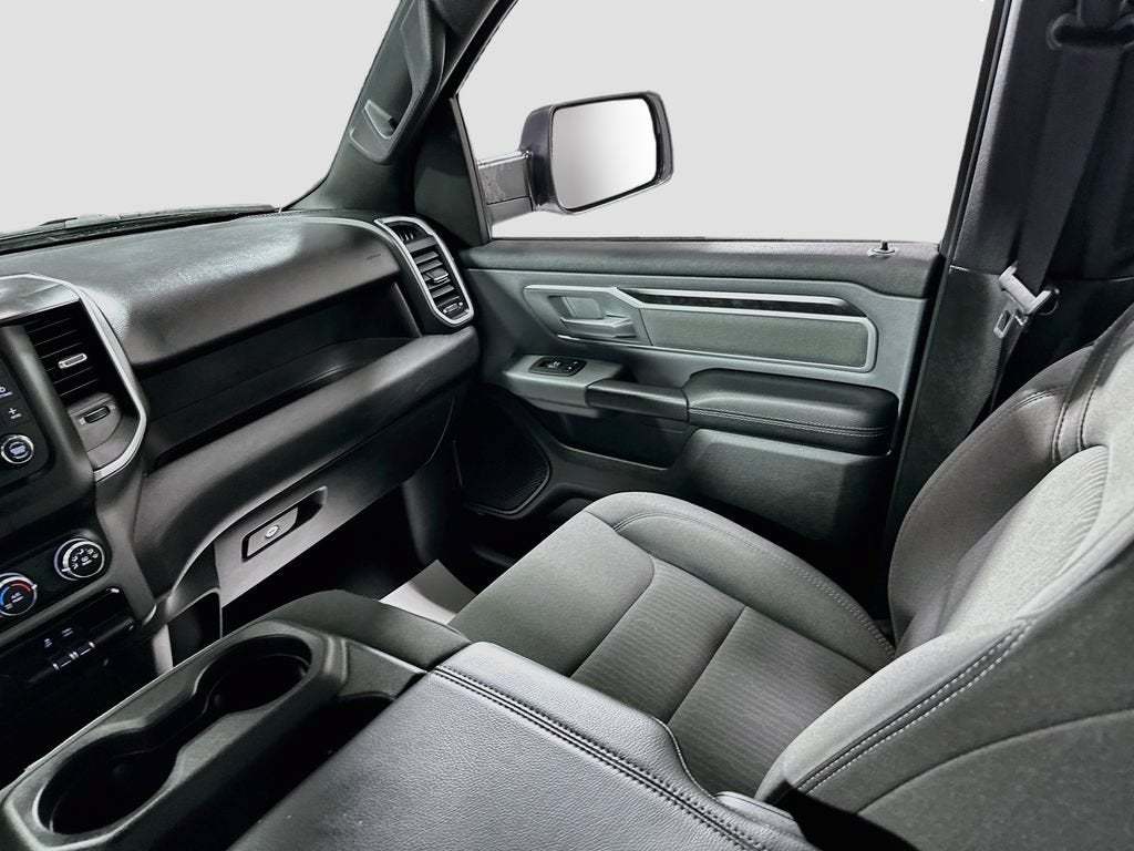 2022 RAM 1500 Big Horn Crew Cab 4x4 6'4" Box