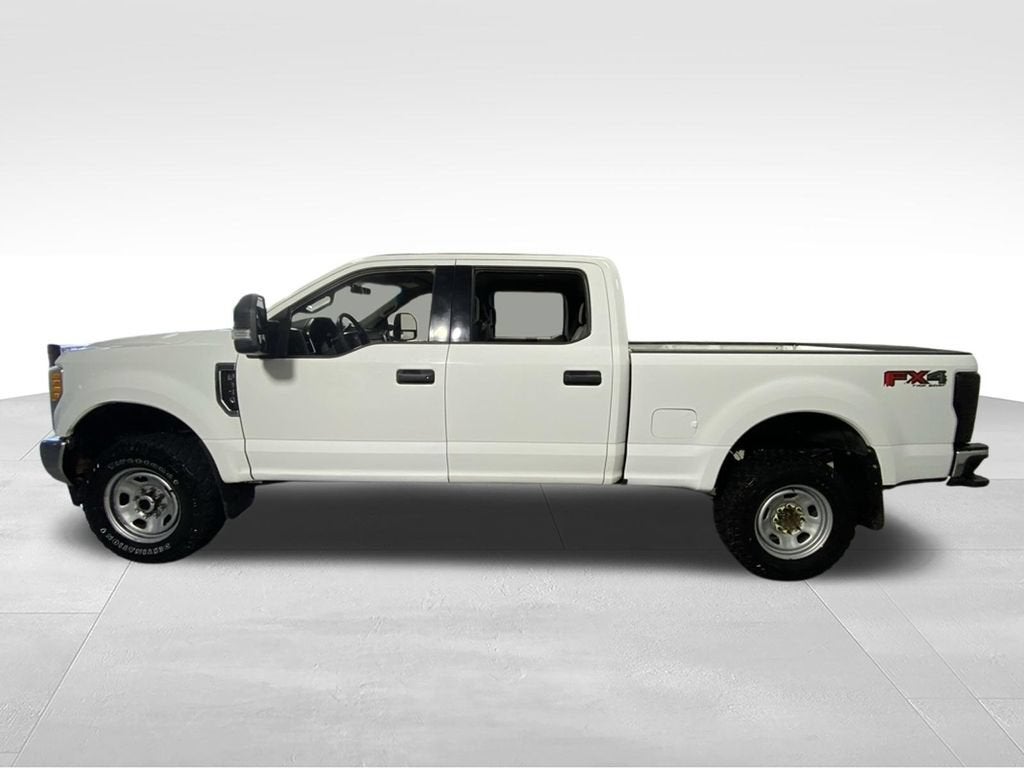 2018 Ford Super Duty F-350 SRW XL