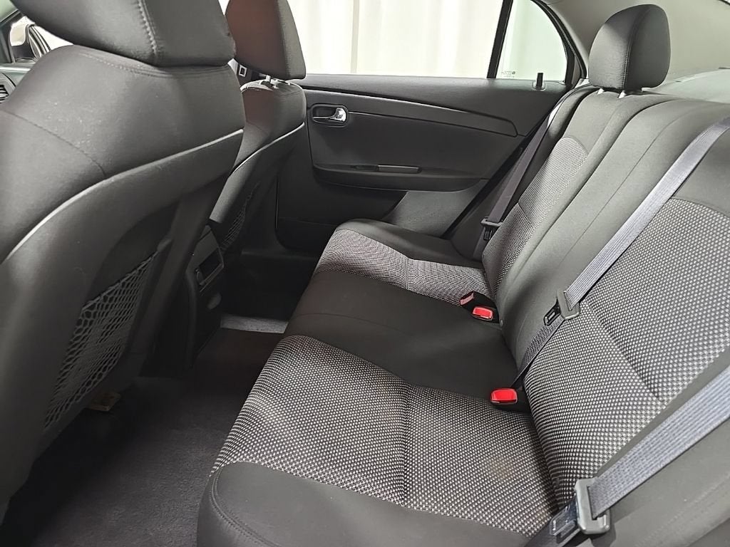 2011 Chevrolet Malibu LT w/1LT