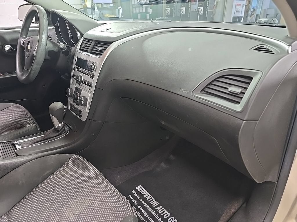 2011 Chevrolet Malibu LT w/1LT