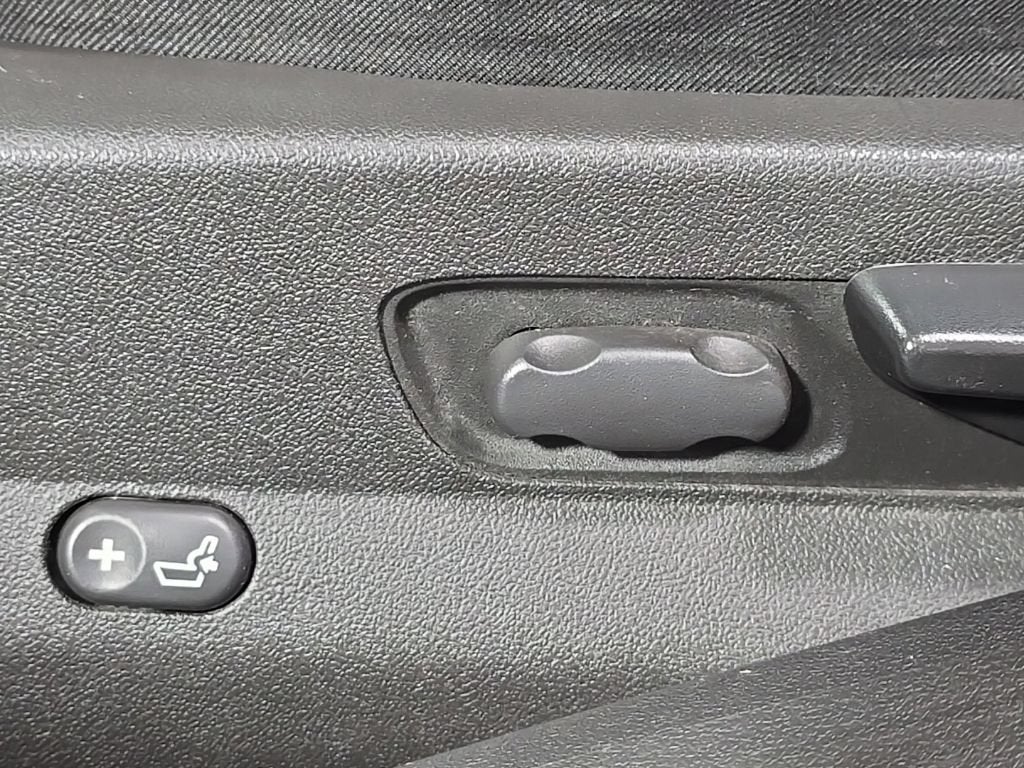 2011 Chevrolet Malibu LT w/1LT