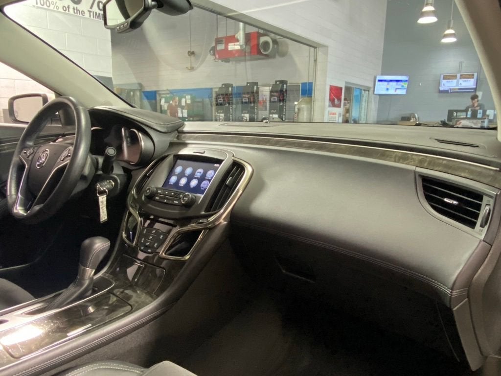 2016 Buick LaCrosse Base