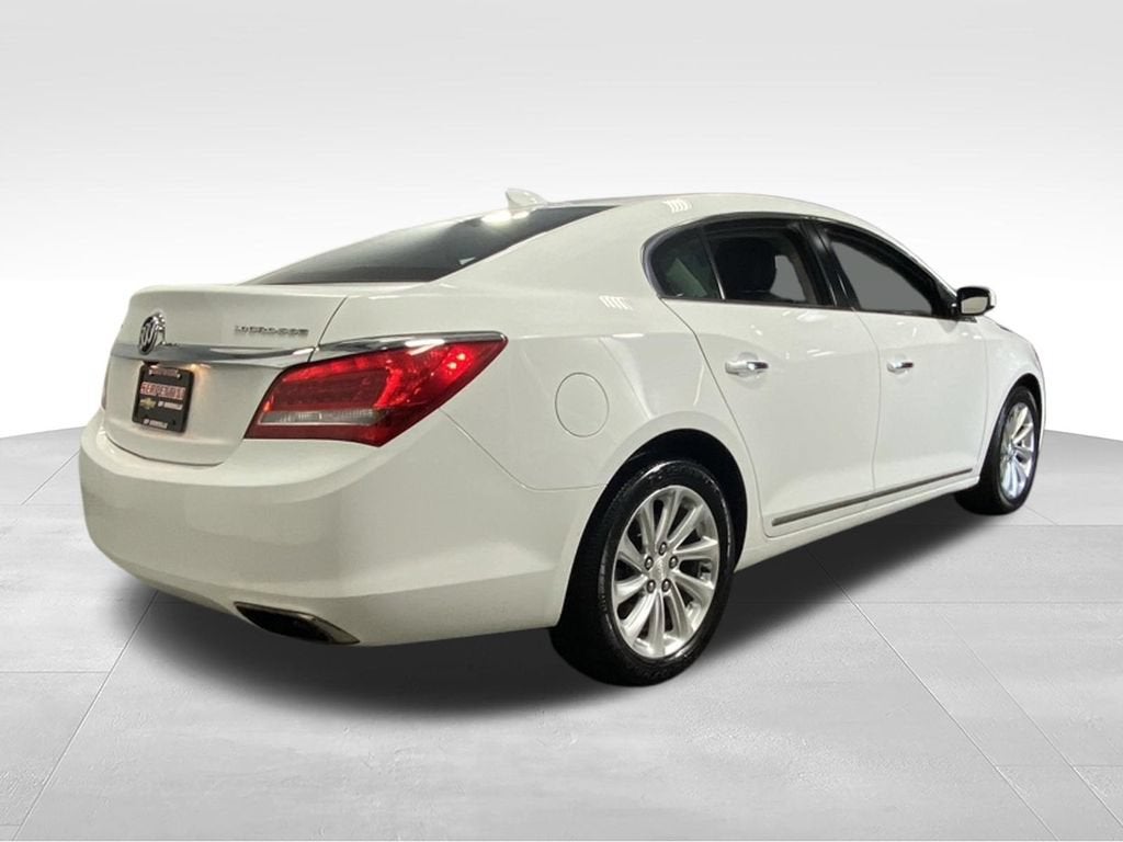 2016 Buick LaCrosse Base