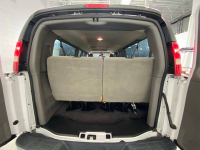 2019 Chevrolet Express Passenger 3500 LT