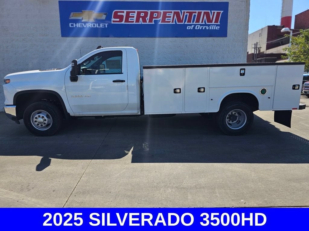 2025 Chevrolet Silverado 3500 HD Chassis Cab Work Truck