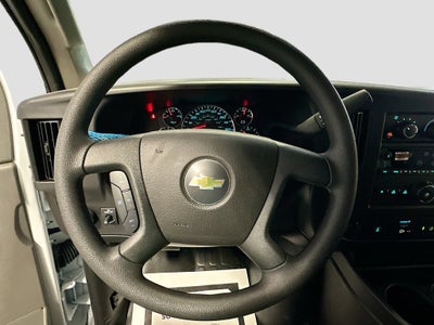 2025 Chevrolet Express Cargo WT