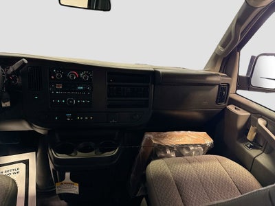 2025 Chevrolet Express Cargo WT