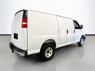 2025 Chevrolet Express Cargo WT