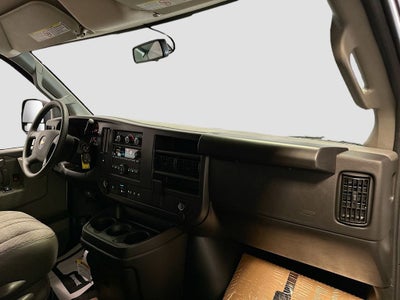 2025 Chevrolet Express Cargo WT