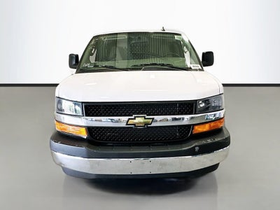 2025 Chevrolet Express Cargo WT
