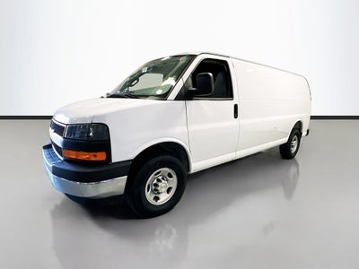 2025 Chevrolet Express Cargo WT